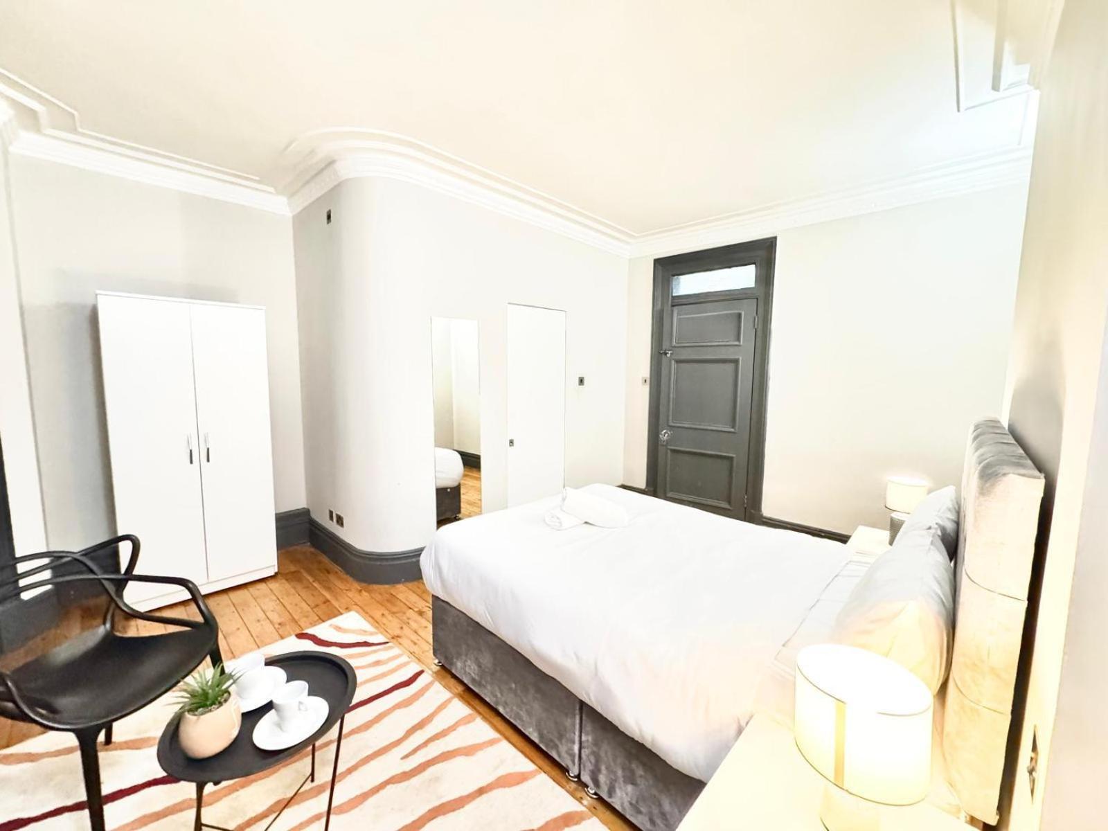 Beautiful Family Near Edgware Road Station Apartament *