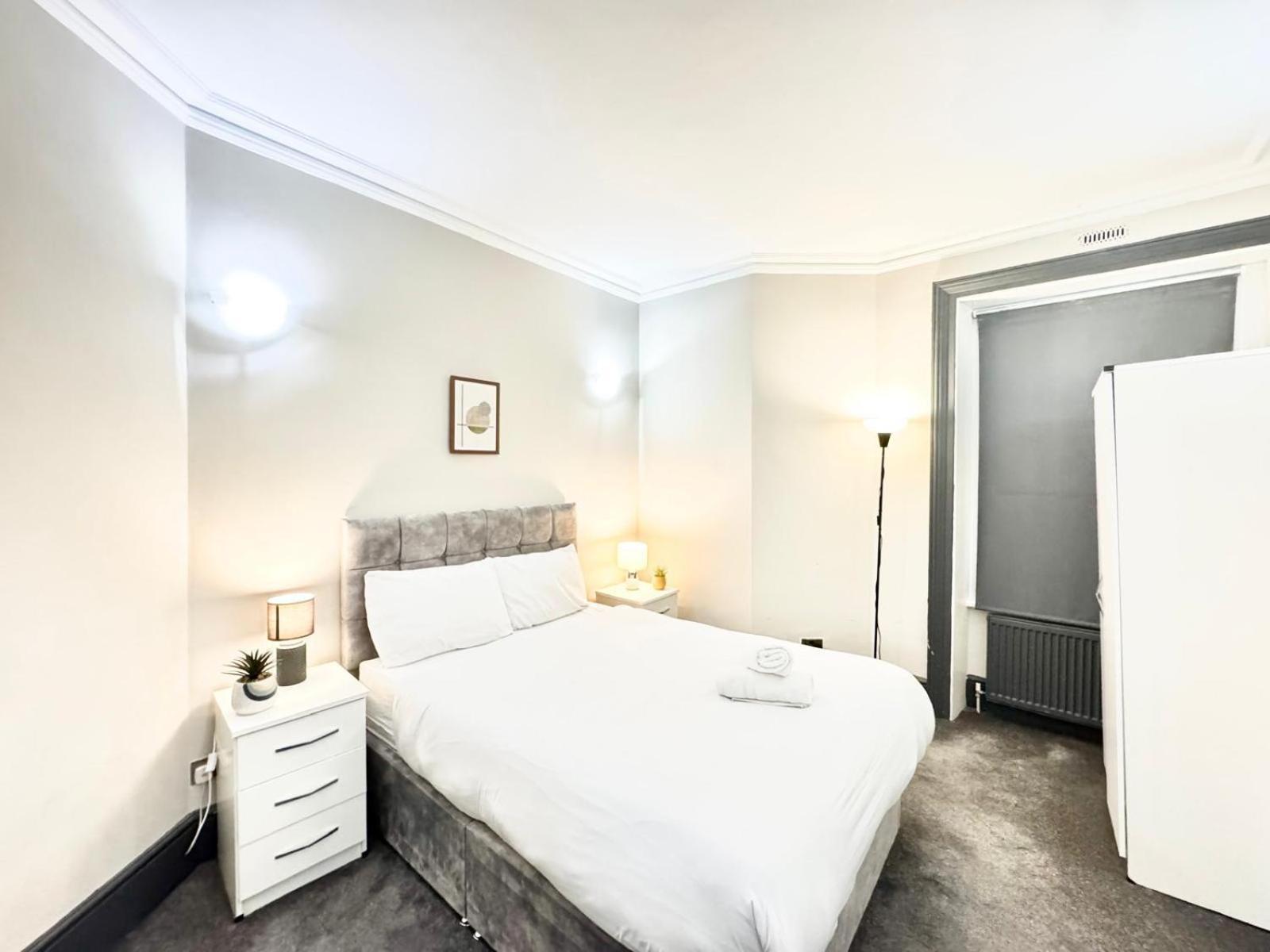 Apartament Beautiful Family Near Edgware Road Station Londra